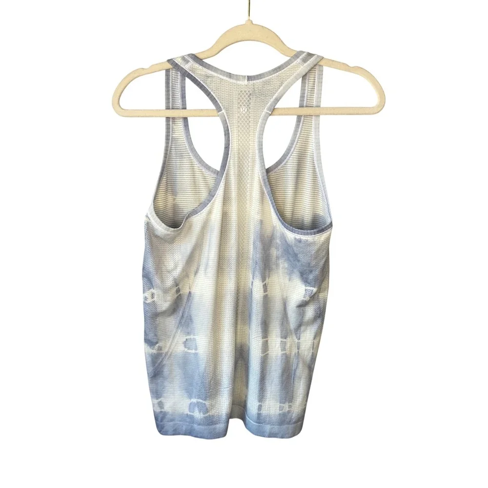 Lululemon Swiftly Tech Racerback Tank Top Blue White Tie Dye ‎ Size 6